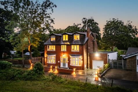 Low Acre, Hilda Road, Gee Cross, Hyde, SK14 5EY