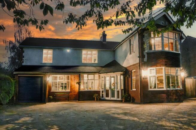 Crestwood House