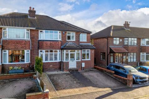Northdown Avenue, Woodley Stockport, SK6 1LB