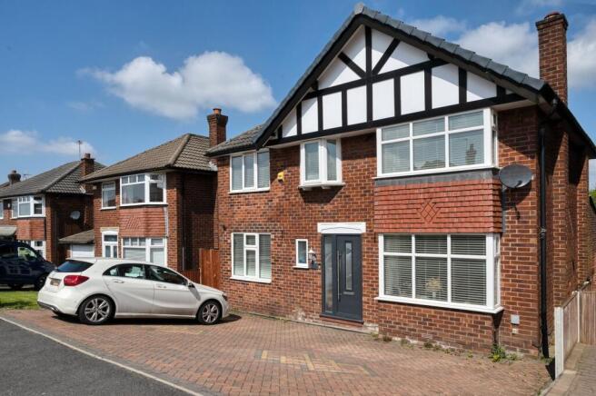Harrisons Drive