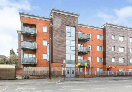 High Wycombe - 2 bedroom flat