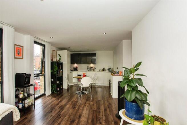 Kitchen/Lounge