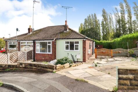 Smithies Moor Close, Batley, West Yorkshire, WF17