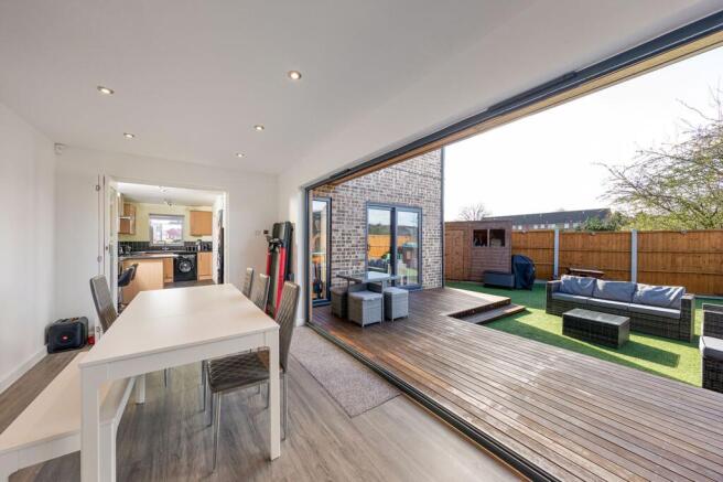 Dining room/Home office