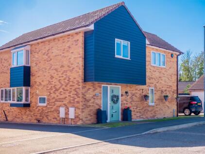 Fairview Crescent, Rayleigh, SS6