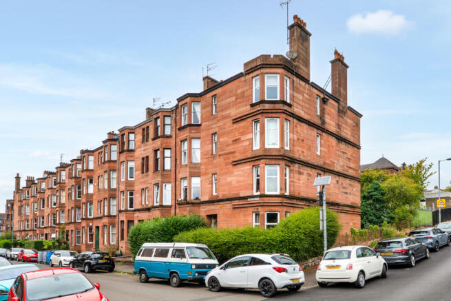 Flat3-2,2KennowayDr-31