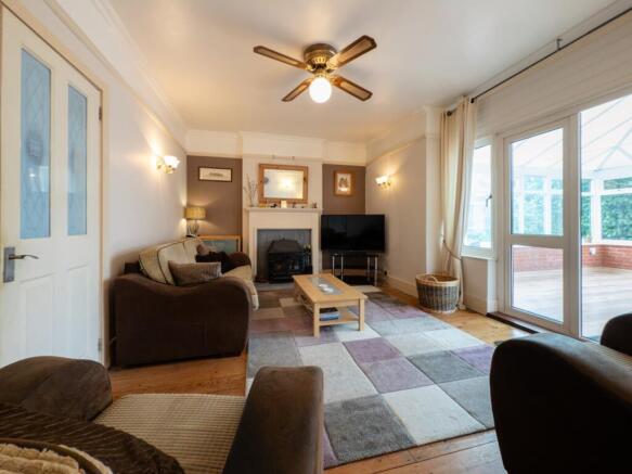 20250818105823 - IMG_1369 - 7 The Avenue, Trimley 