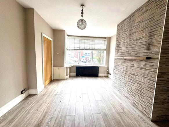 PHOTO-2025-08-29-13-38-40 1.jpg