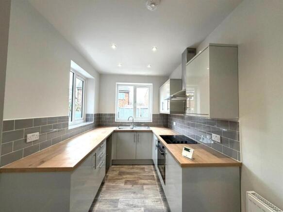 WhatsApp Image 2026-02-06 at 15.37.38.jpeg