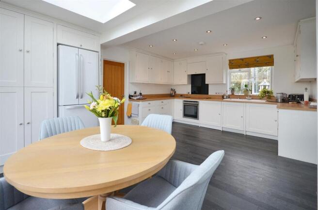 Kitchen/Dining Room