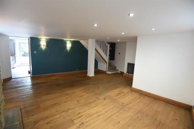Sitting/Dining Room