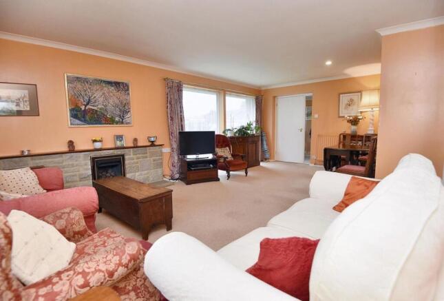Sitting/Dining Room