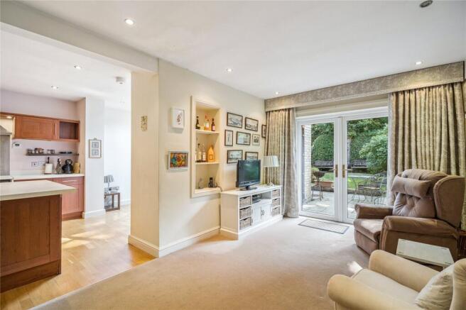 Sitting Room/Kitchen