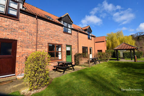 Larpool Lane, Whitby, YO22