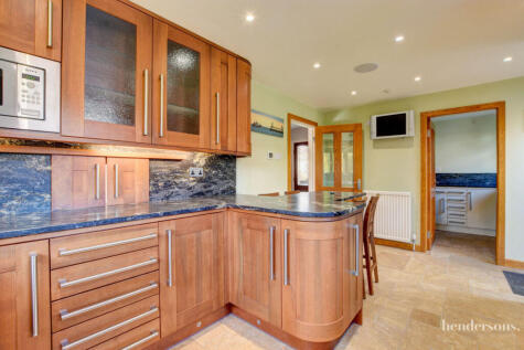 Meadowfields, Whitby, YO21