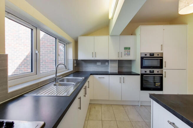 Kitchen Picture N...