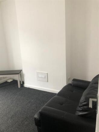 40 De grey Flat 1. livingroom 1.1.jpg