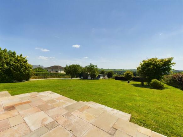 Garden Patio Views