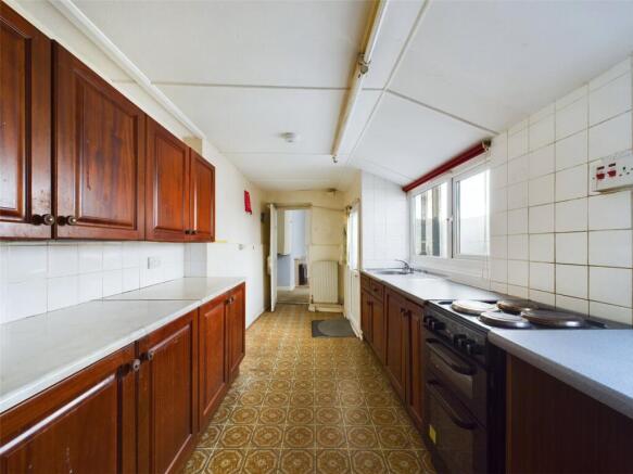 34 - Kitchen