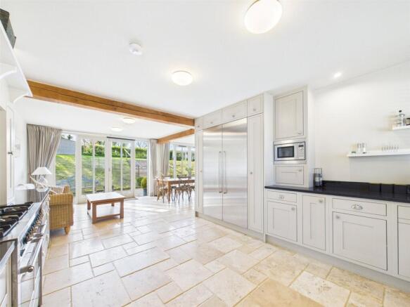 Kitchen / Living