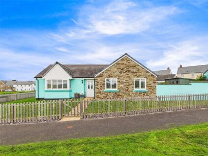 Fulford Gardens, North Tawton, Devon