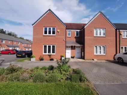 Guardian Way, Luton - Guide price £350,000 - £375,000