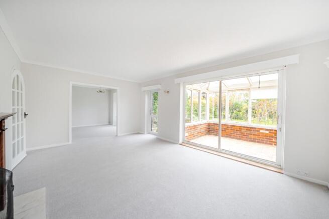 1371351-13-6901f2...