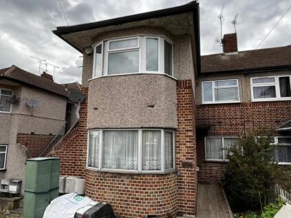 Fullwell Ave, Clayhall