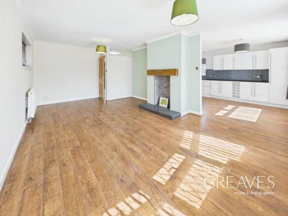 Lounge/Kitchen