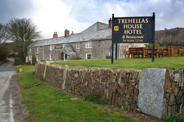 Trehellas