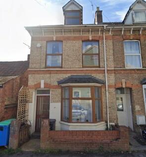 Taunton - 4 bedroom end of terrace house for sale