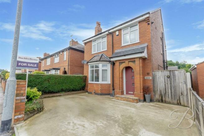 3 bedroom detached house for sale in Abbott Road Mansfield NG19