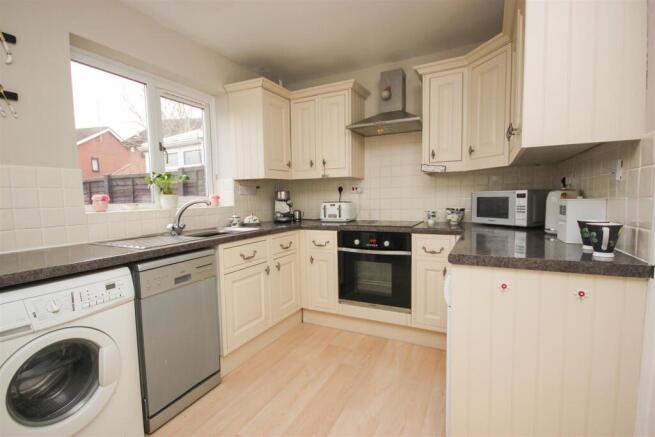 Kitchen..jpg