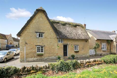 High Street, Podington, Wellingborough