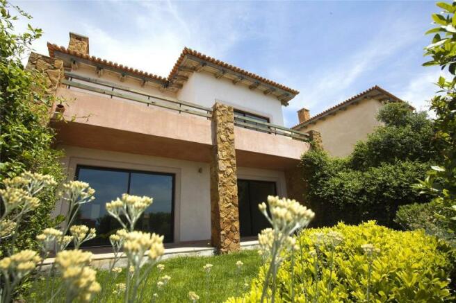 3 Bedroom Detached House For Sale In Malveira Da Serra