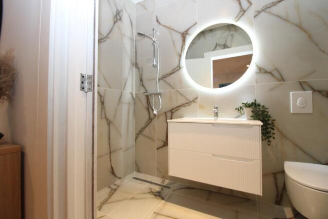 3 Bed 2 Bathroom, almost 1000 sqft NEW BUILD in S