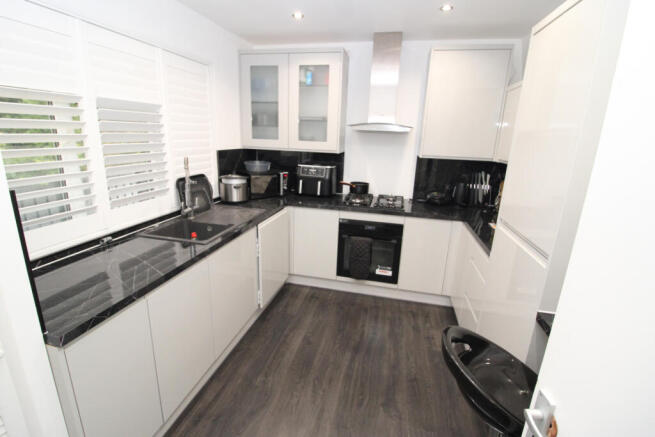 Stylish two double bedroom Duplex flat in W5