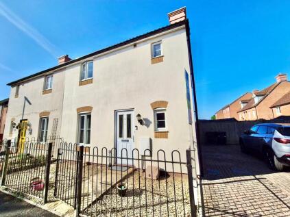 Wyatt Way, Chard, Somerset, TA20