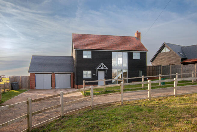 3 Bedroom Detached for Sale