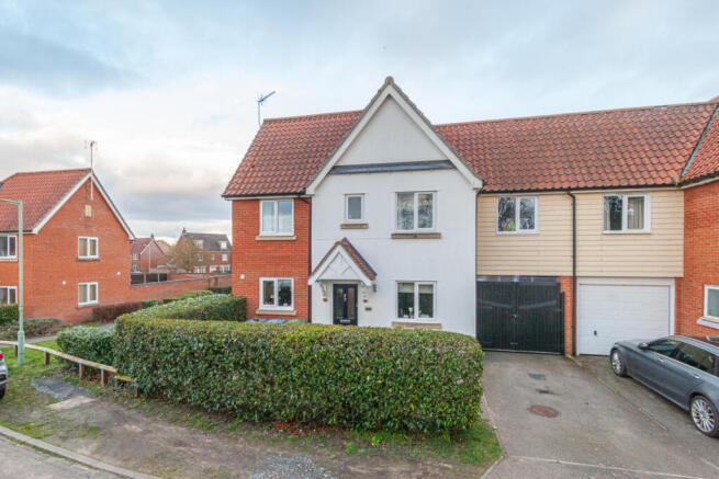 4 Bedroom Home for Sale