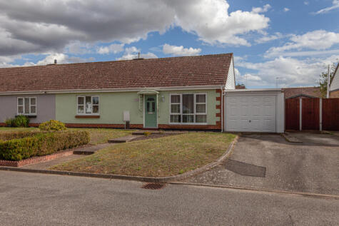 Firebrass Lane, Sutton Heath, IP12 3TS