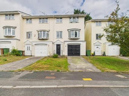 Carlton Close, Lower Compton