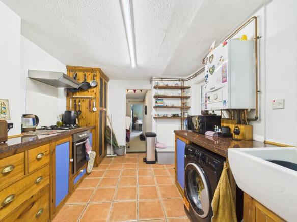 CAM02089G0-PR0527...