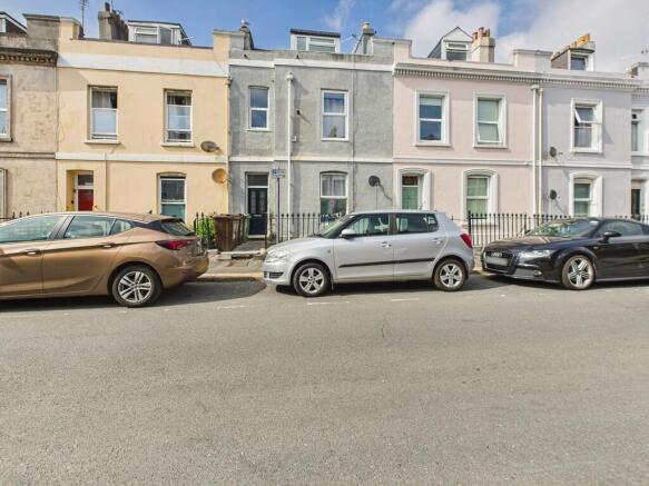 CAM03974G0-PR0194...