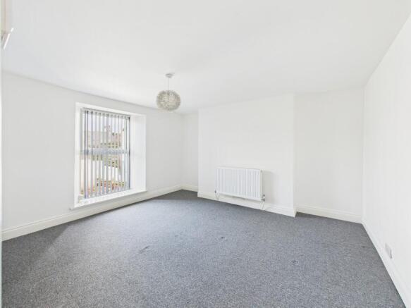 CAM03974G0-PR0194...