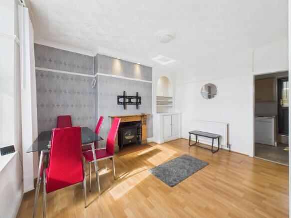 CAM02089G0-PR0573...