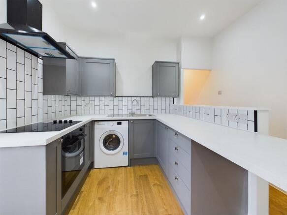 CAM03974G0-PR0077...