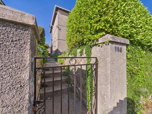 CAM02089G0-PR0460...