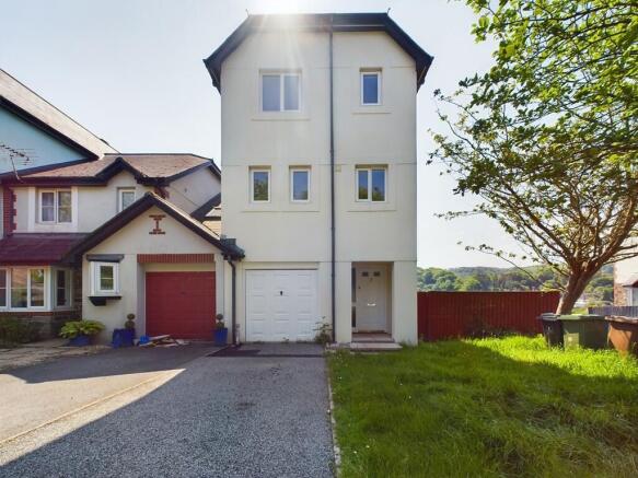 CAM02089G0-PR0235...