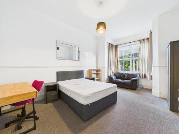 CAM02089G0-PR0615...